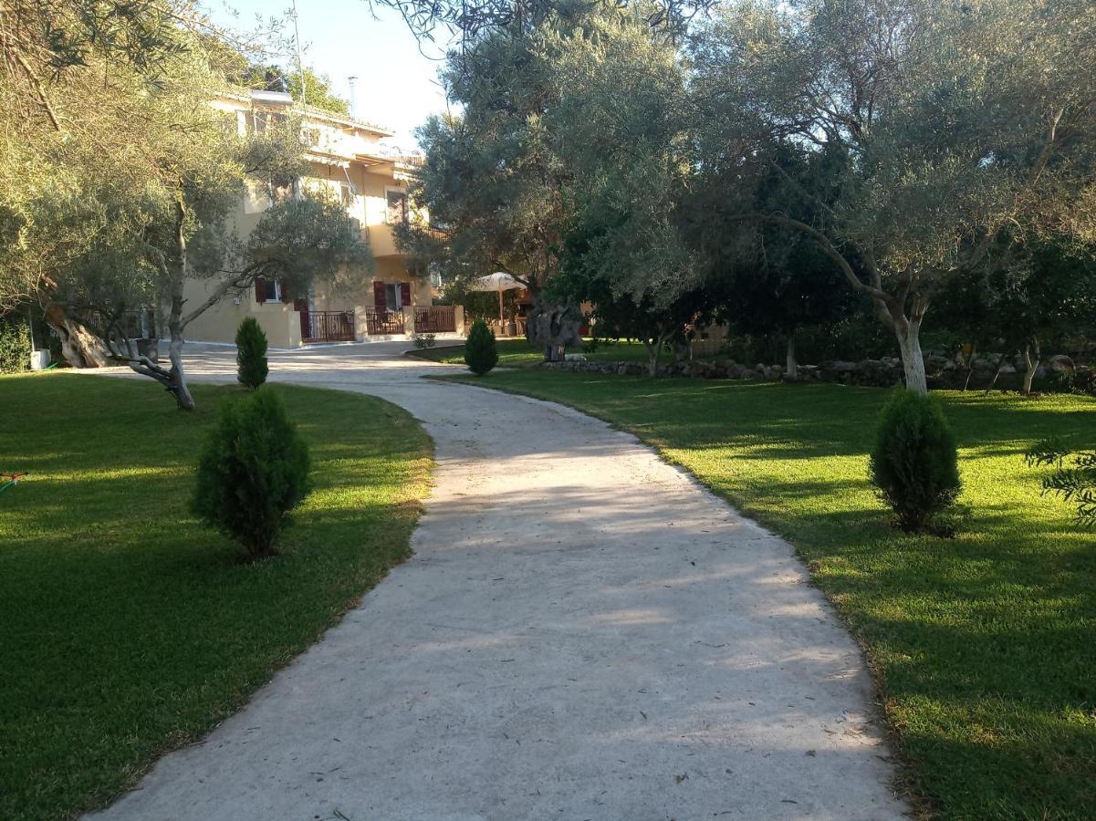 To Agridi Apartment Tsoukalades Exterior photo