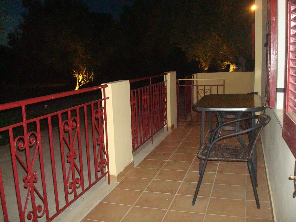 To Agridi Apartment Tsoukalades Exterior photo