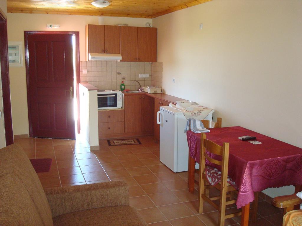 To Agridi Apartment Tsoukalades Exterior photo