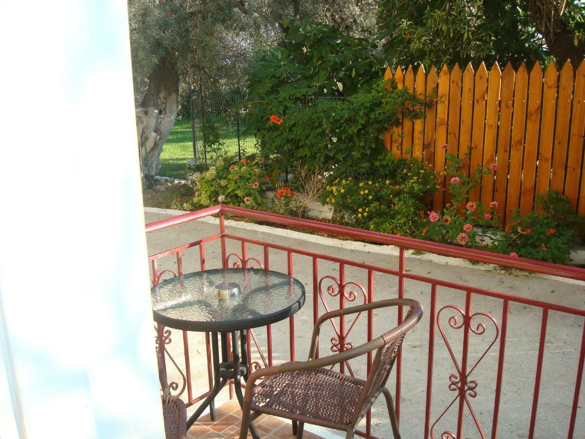 To Agridi Apartment Tsoukalades Exterior photo